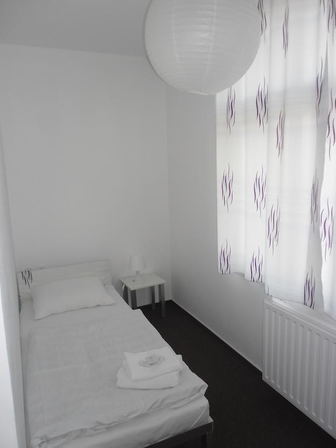 Bike-Hotel Medenec Nove Mesto pod Smrkem Zimmer foto